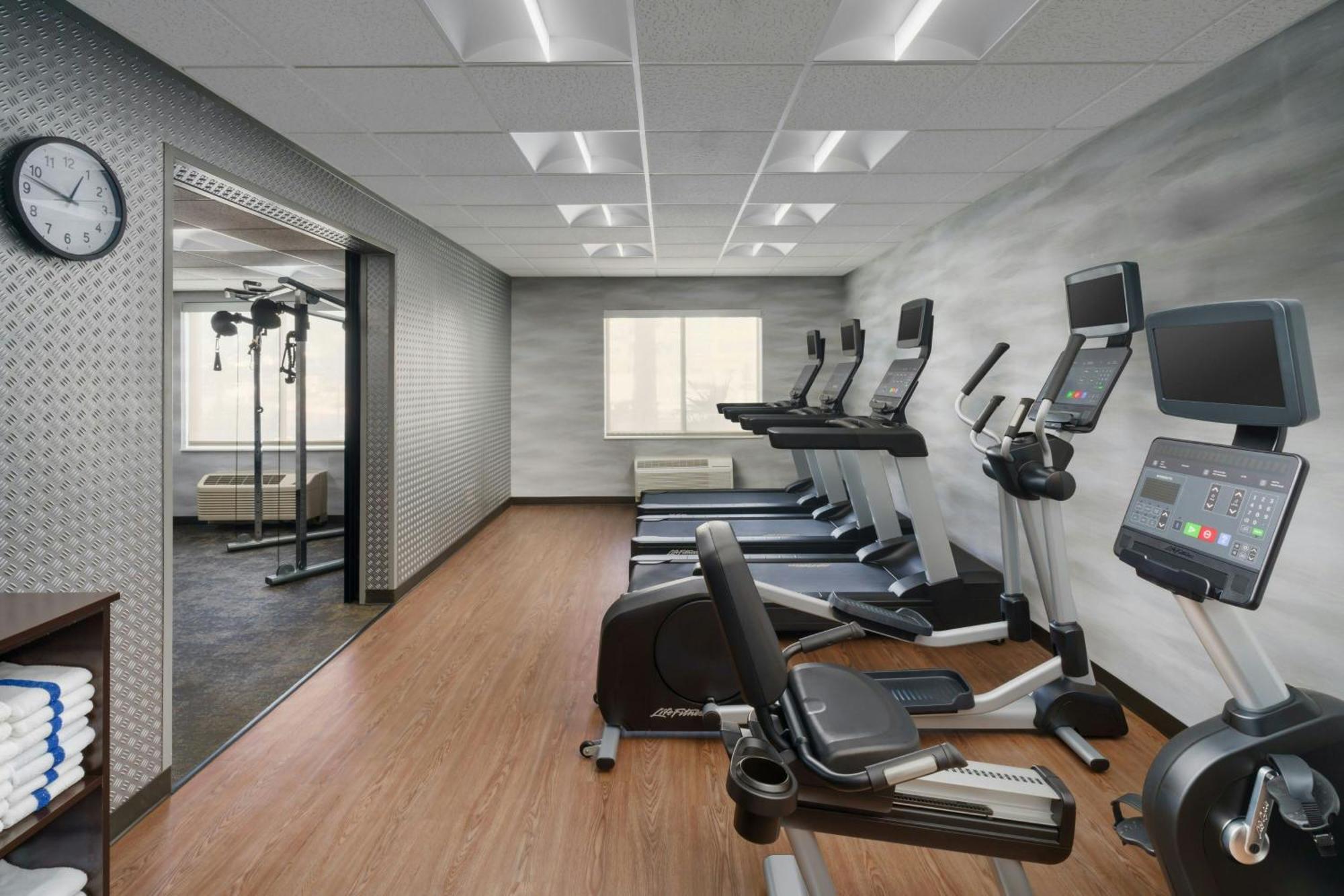 Fairfield By Marriott Inn & Suites Las Vegas Stadium Area מראה חיצוני תמונה